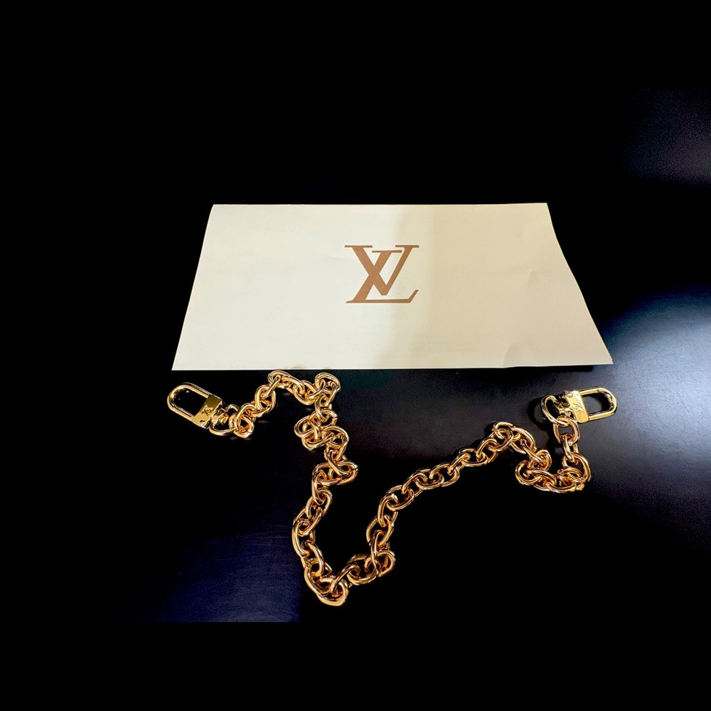 Louis Vuitton purse chain